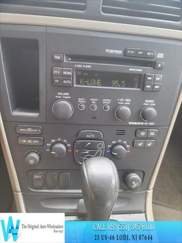 used 2004 Volvo XC70 car, priced at $3,997