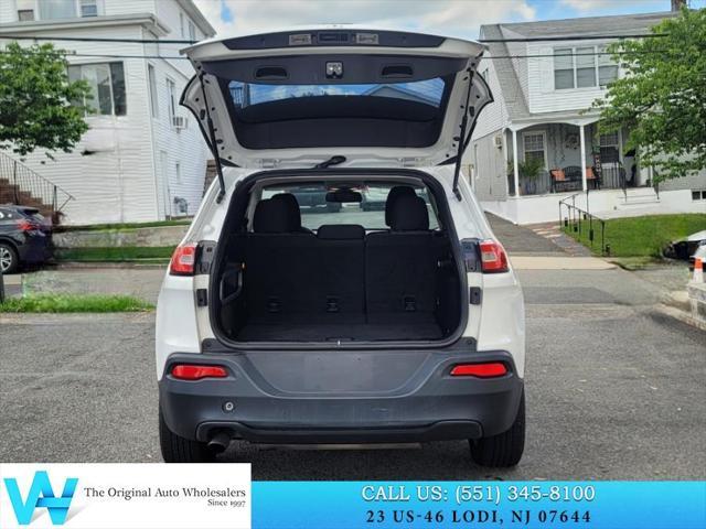 used 2016 Jeep Cherokee car, priced at $8,297