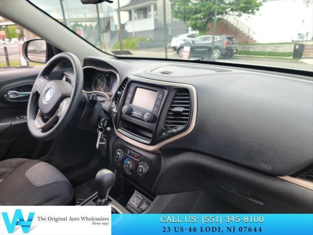 used 2016 Jeep Cherokee car, priced at $8,297