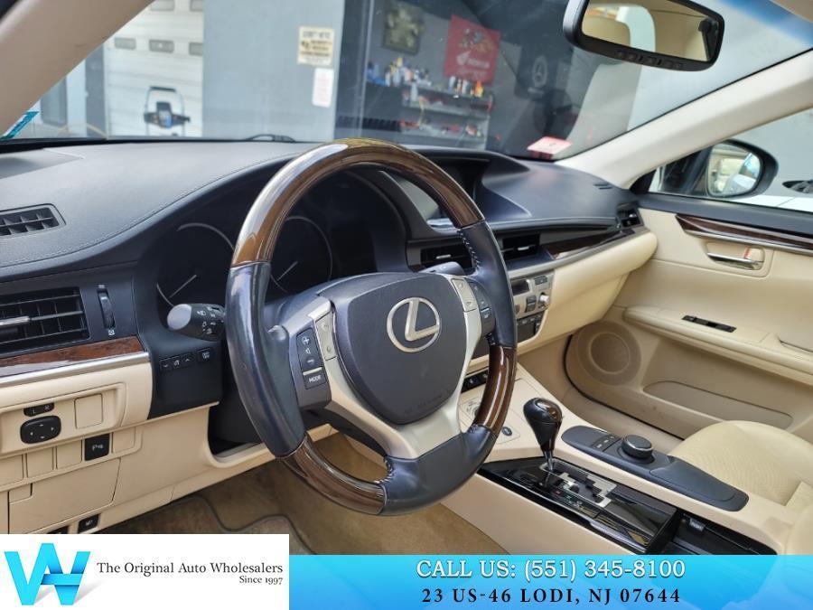 used 2013 Lexus ES 350 car, priced at $14,484