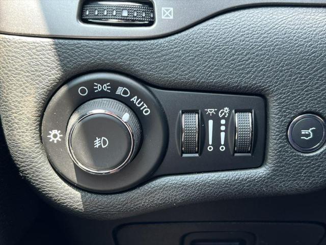 used 2019 Jeep Cherokee car, priced at $18,500
