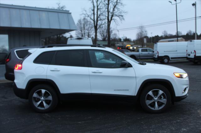 used 2022 Jeep Cherokee car