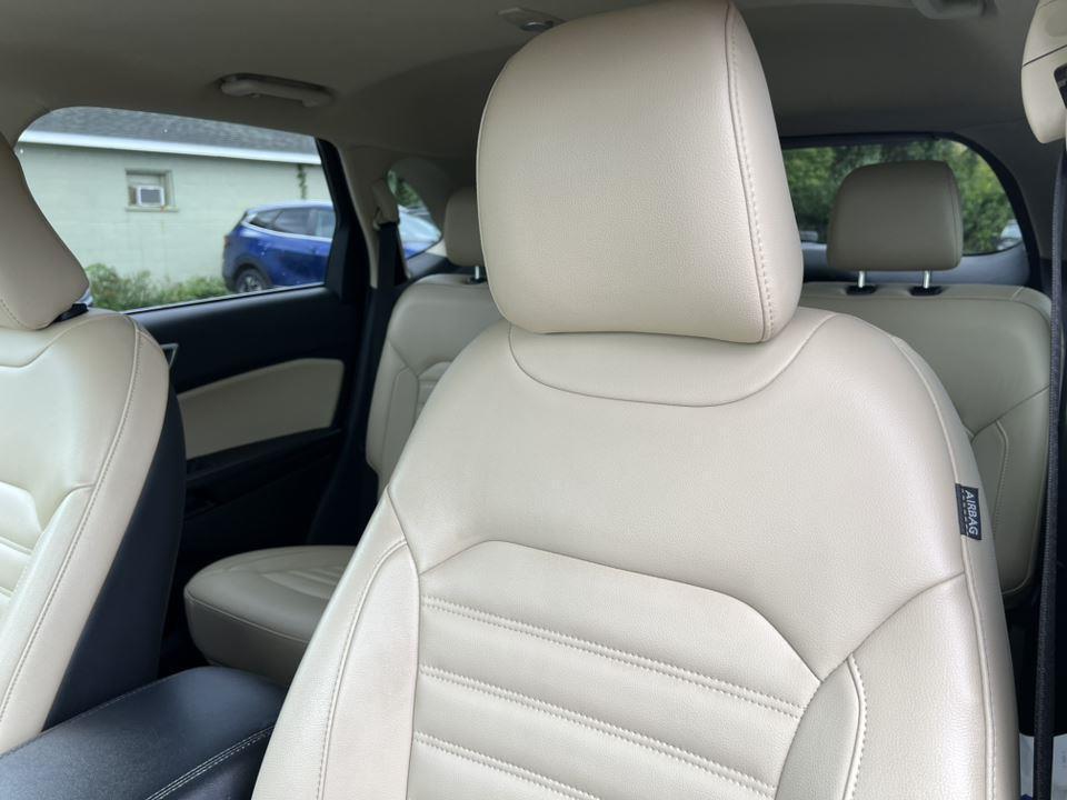 used 2023 Ford Edge car, priced at $23,000