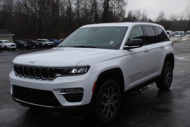 new 2025 Jeep Grand Cherokee car, priced at $50,799