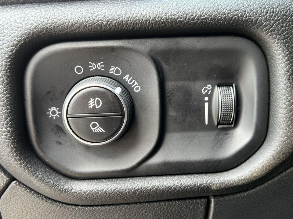 new 2025 Ram 1500 car, priced at $46,699