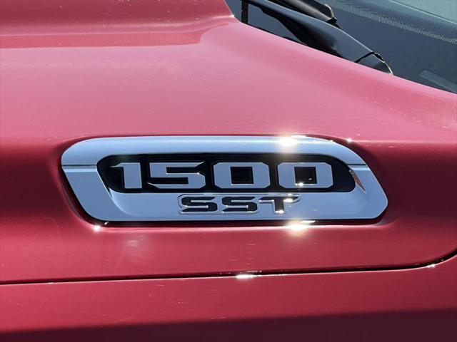 new 2025 Ram 1500 car, priced at $53,367