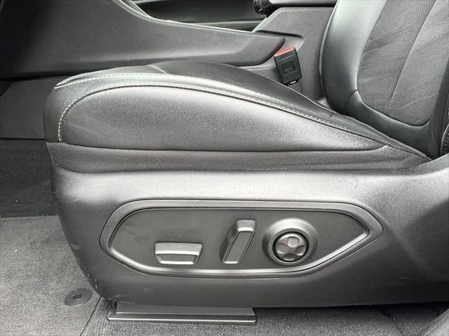 used 2023 Jeep Grand Cherokee L car, priced at $35,387