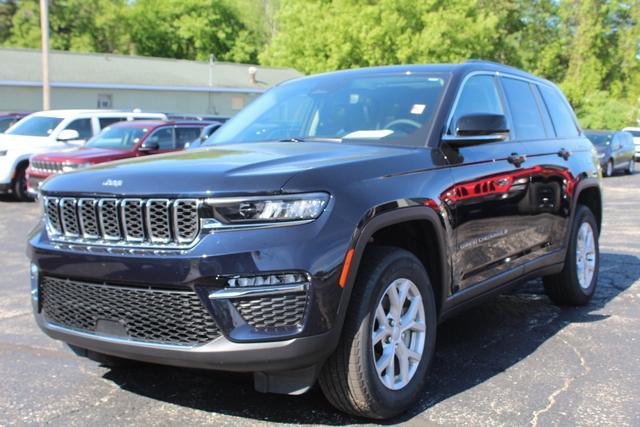 used 2023 Jeep Grand Cherokee car, priced at $39,990