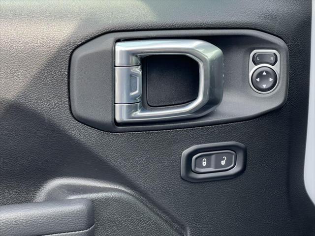 new 2025 Jeep Wrangler car, priced at $41,238