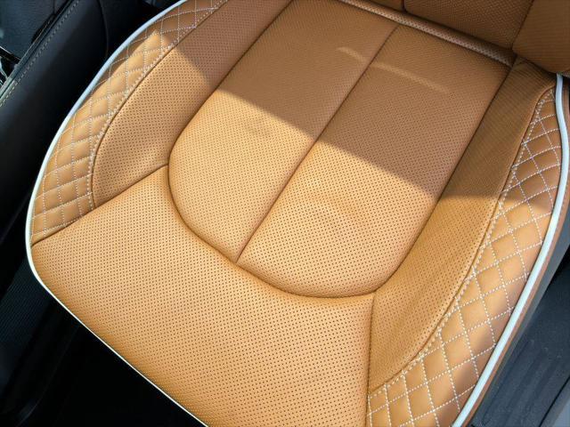 new 2025 Chrysler Pacifica car, priced at $59,839