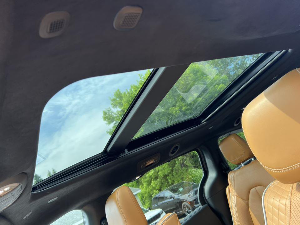used 2022 Chrysler Pacifica car, priced at $33,300