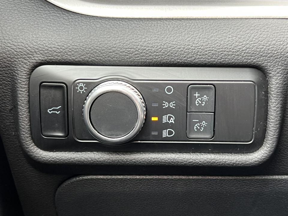 used 2022 Ford Explorer car, priced at $29,900