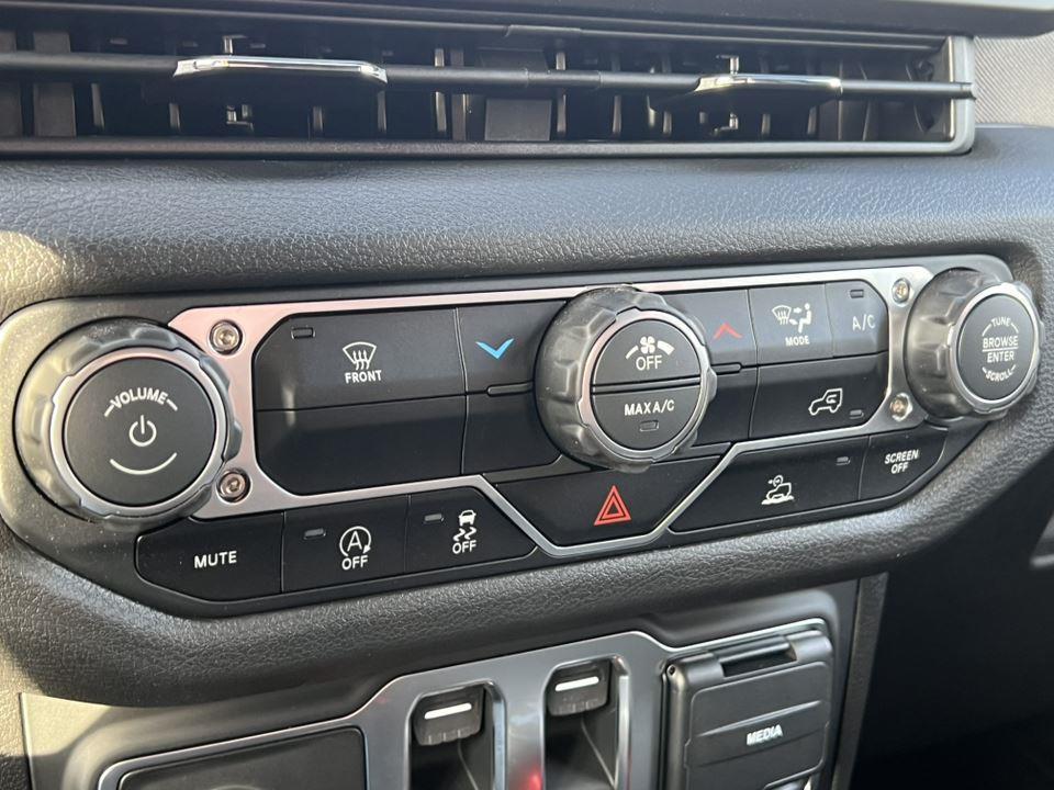 new 2026 Jeep Wrangler car, priced at $39,560