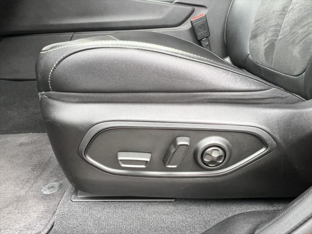 used 2024 Jeep Grand Cherokee L car, priced at $38,221