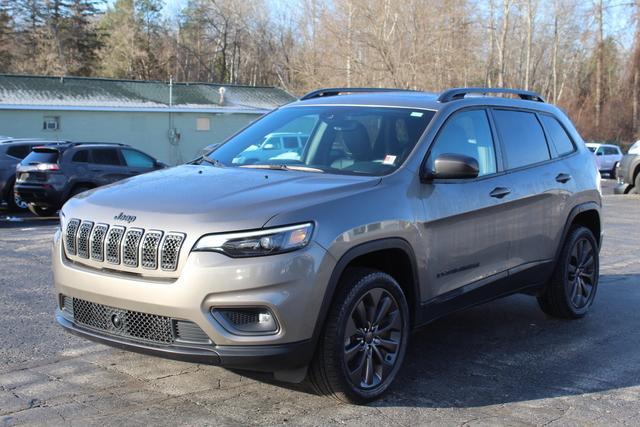 used 2021 Jeep Cherokee car, priced at $25,990
