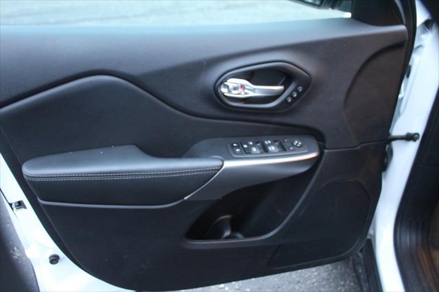 used 2022 Jeep Cherokee car, priced at $27,840