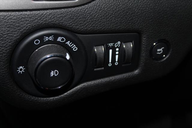 used 2022 Jeep Cherokee car, priced at $27,840