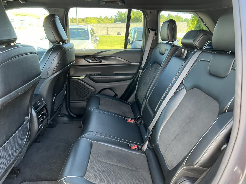 used 2023 Jeep Grand Cherokee car, priced at $32,990