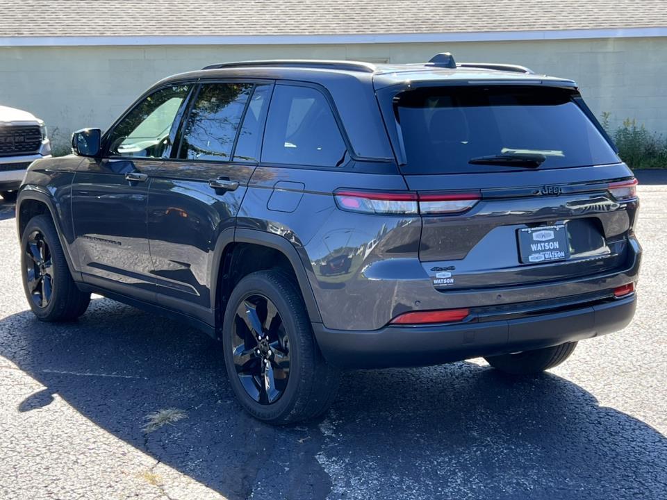used 2023 Jeep Grand Cherokee car, priced at $32,990