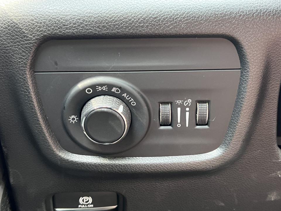 used 2022 Jeep Grand Cherokee L car, priced at $32,450
