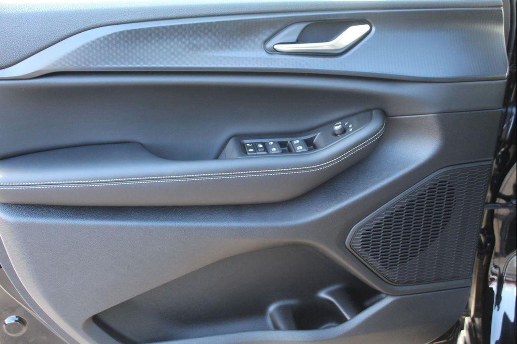 used 2024 Jeep Grand Cherokee L car, priced at $43,976