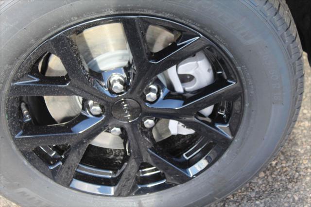 used 2024 Jeep Grand Cherokee L car, priced at $43,976