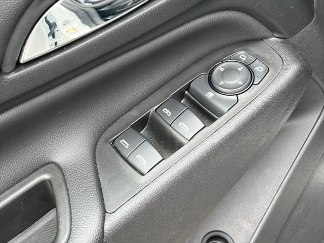 used 2021 Chevrolet Equinox car, priced at $19,500