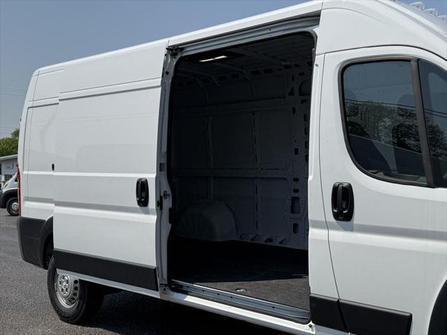 new 2025 Ram ProMaster 2500 car, priced at $53,575