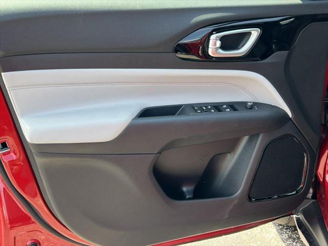 new 2025 Jeep Compass car, priced at $32,250