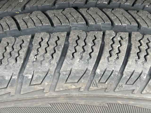 used 2023 Ram 1500 car, priced at $38,005