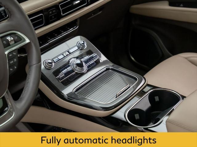 used 2022 Lincoln Nautilus car, priced at $39,444