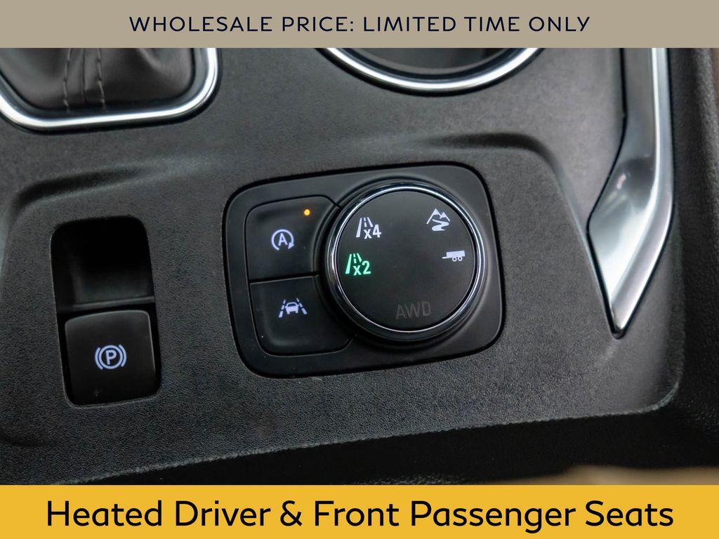 used 2023 Chevrolet Traverse car, priced at $36,500
