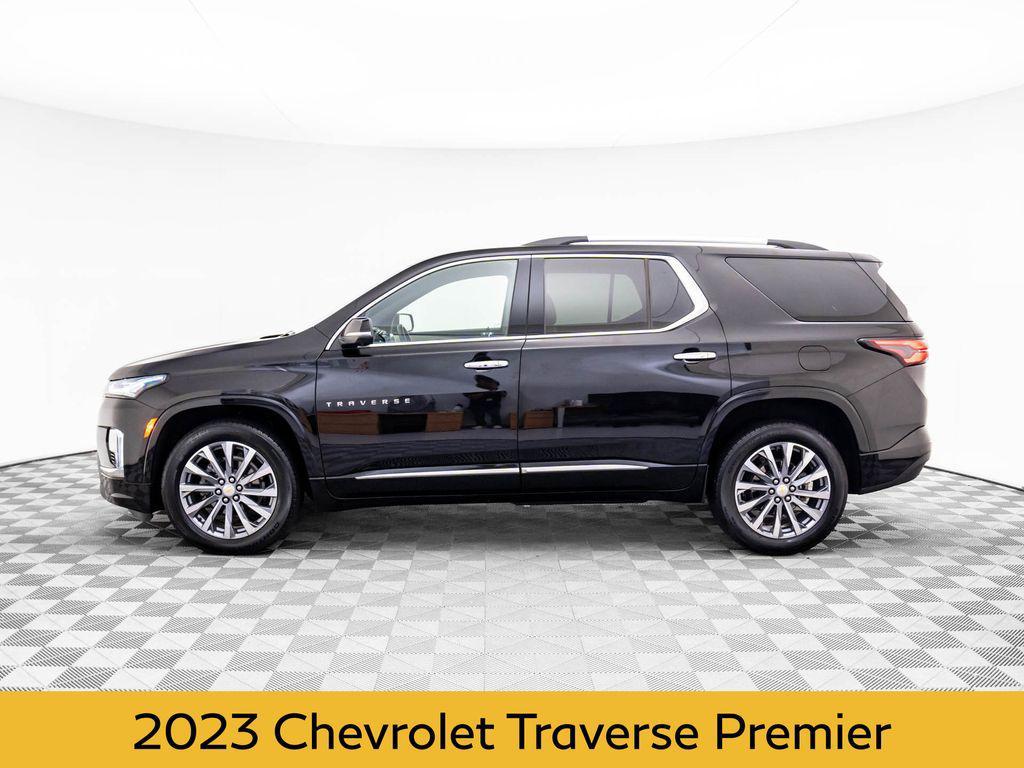 used 2023 Chevrolet Traverse car, priced at $37,400