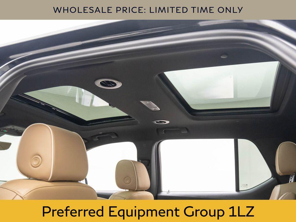 used 2023 Chevrolet Traverse car, priced at $36,500