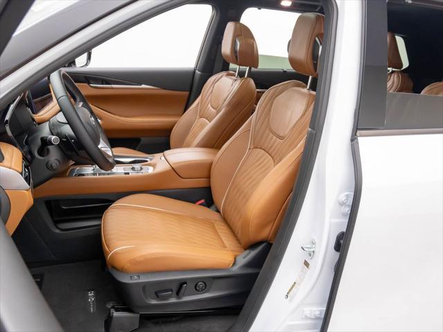 new 2026 INFINITI QX60 car, priced at $70,595