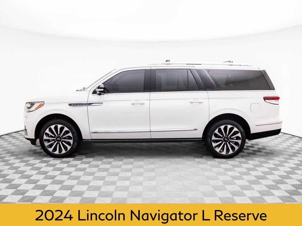 used 2024 Lincoln Navigator car, priced at $76,497