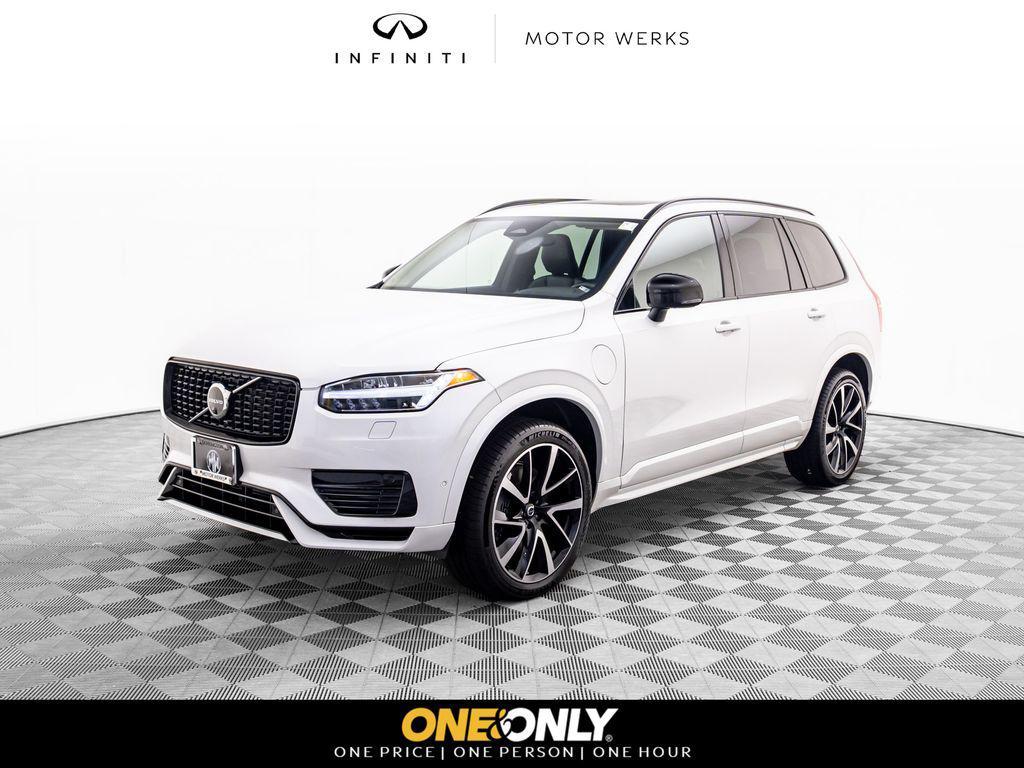 used 2023 Volvo XC90 Recharge Plug-In Hybrid car, priced at $47,000
