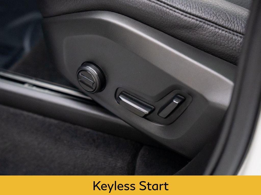 used 2024 Volvo XC90 Recharge Plug-In Hybrid car, priced at $51,887