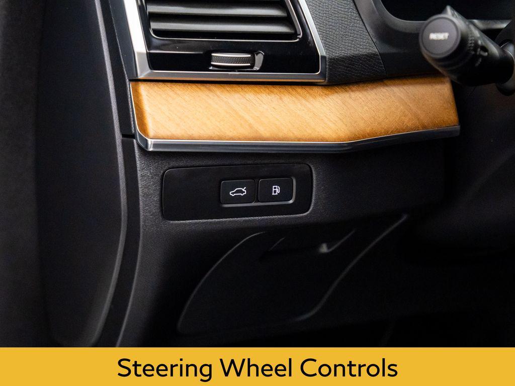 used 2024 Volvo XC90 Recharge Plug-In Hybrid car, priced at $51,887