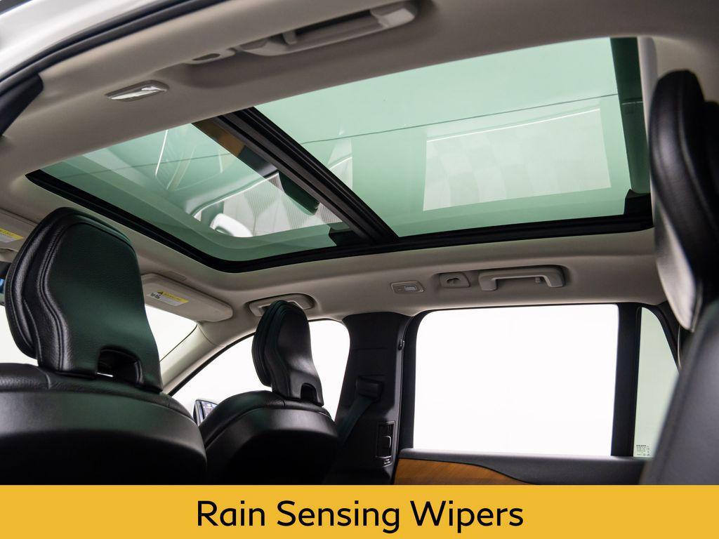 used 2024 Volvo XC90 Recharge Plug-In Hybrid car, priced at $51,887