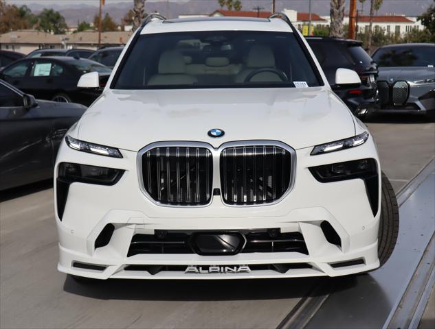 new 2025 BMW X7 car, priced at $157,345