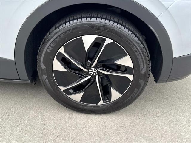 used 2021 Volkswagen ID.4 car, priced at $20,880
