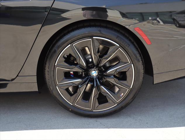 new 2025 BMW 760 car, priced at $129,625