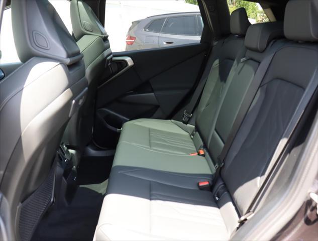 new 2025 BMW X3 car, priced at $58,450