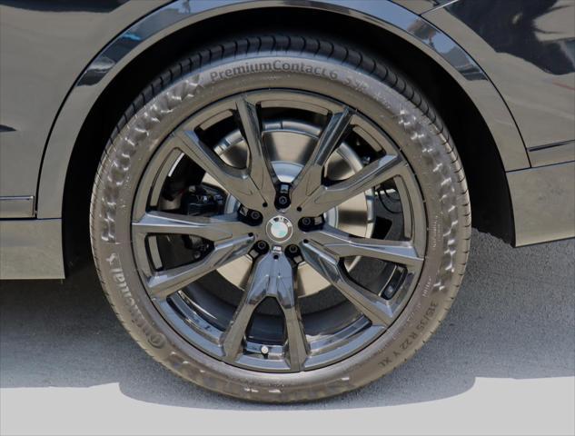 new 2026 BMW X7 car, priced at $95,025