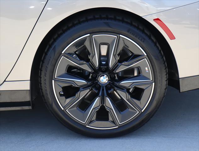 used 2023 BMW i7 car, priced at $115,545