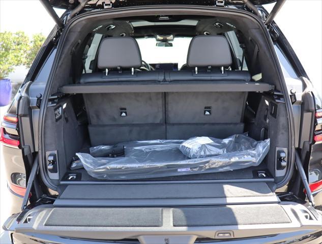 new 2025 BMW X7 car, priced at $96,520
