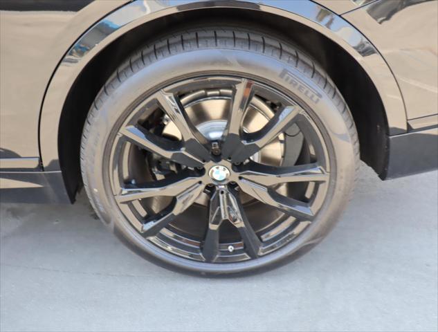 new 2025 BMW X7 car, priced at $96,520