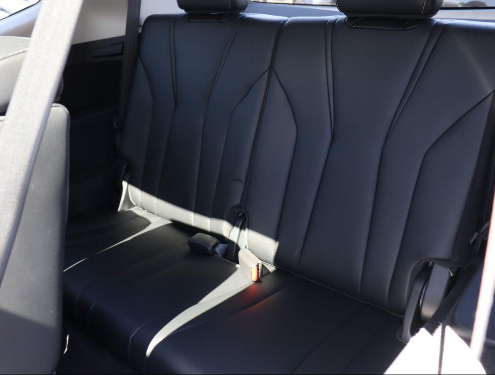 used 2023 Acura MDX car, priced at $36,995