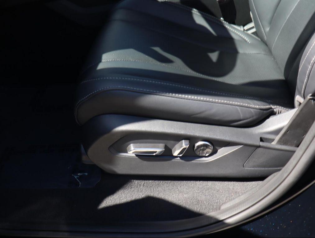 used 2023 Acura MDX car, priced at $36,995